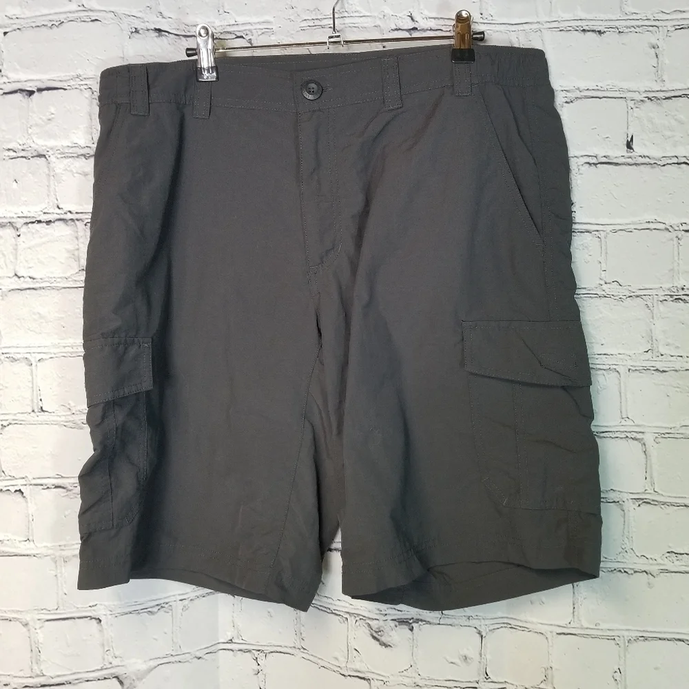 Eddie Bauer gray nylon cargo shorts